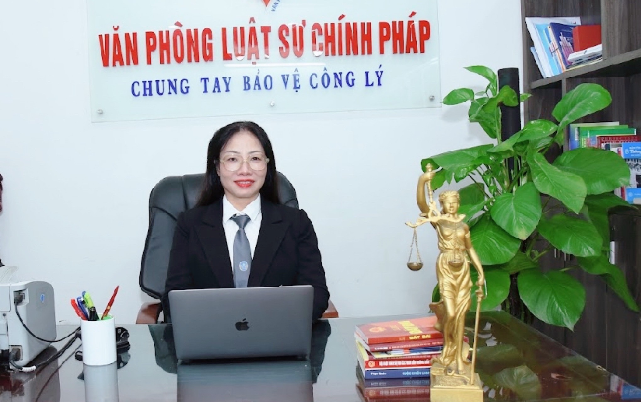 Ls Phan Lệ Tuyên